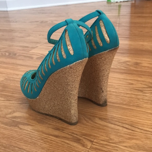 Db Dk fashion wedge school dance size 7 1/2 - Picture 3 of 5